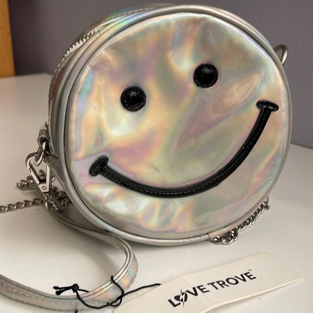 NWT Happy Daze Silver/Black Purse
